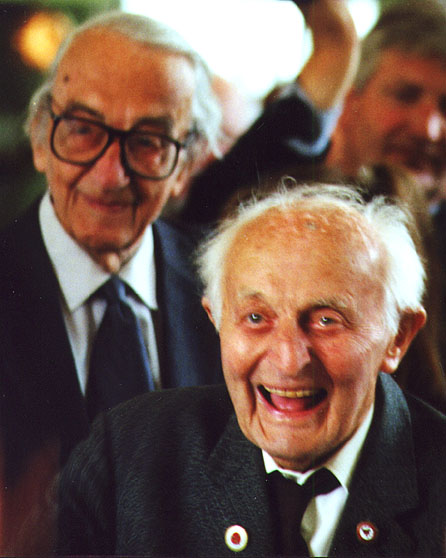 21n.jpg (56644 bytes) - Nicolai Caiezza